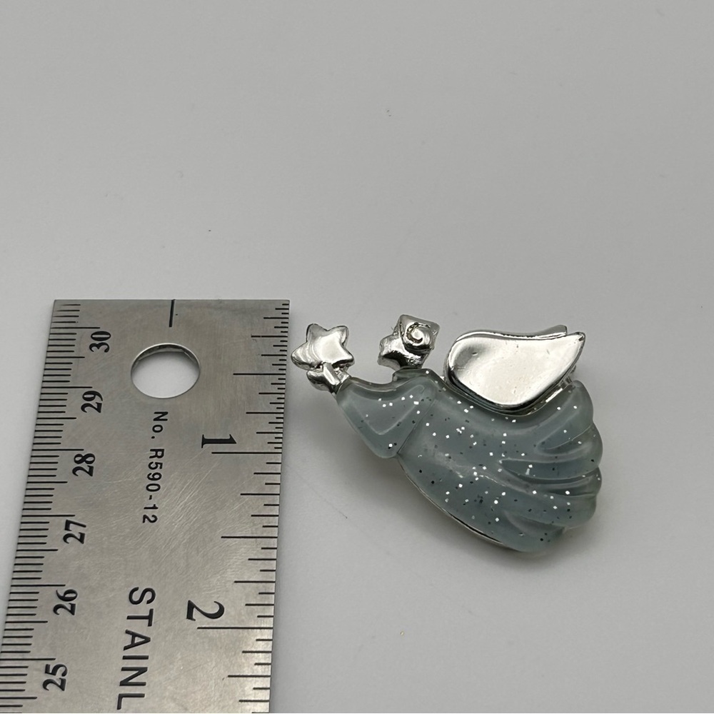 Small Silver Tone Angel Holding Shooting Star with Blue Sparkle Confetti Lucite - Picture 4 of 5